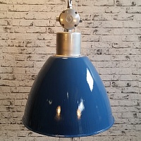 Industriální smaltovaná lampa