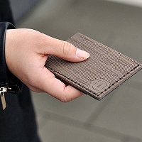 Dámský dřevěný vizitkovník Deniq Note