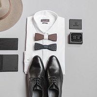 Dřevěný vizitkovník Tenebra Note