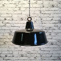 Industriální smaltovaná lampa