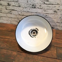Industriální smaltovaná lampa