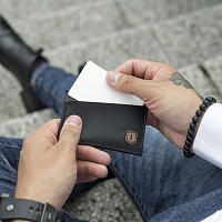 Kožený vizitkovník Nox Card Holder