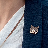 Dámská dřevěná brož Lynx Brooch