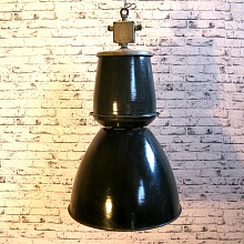 Industriální smaltovaná lampa