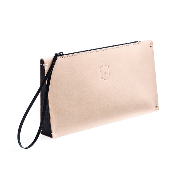 Dámské kožené psaníčko Vespa Clutch | BeWooden