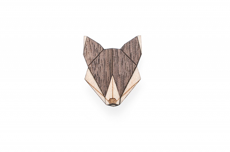 Dámská dřevěná brož Wolf Brooch