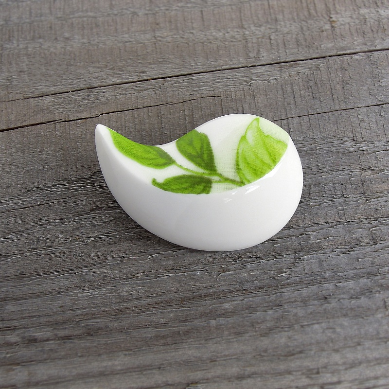 Leaves (porcelánová brož)